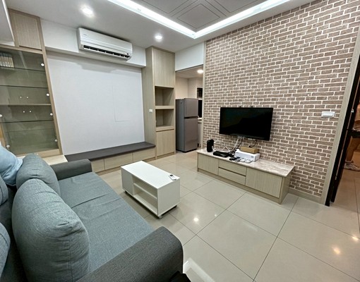 竿蓁林站布拉諾二房全傢俱附車位 - Image 1