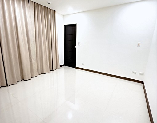 🏠稀有大坪數電梯3房✨捷運海山站✨2年新屋|含平車含管 - Image 3