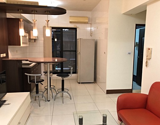 正對三民家商/瑞豐夜市/小兩房 - Image 5