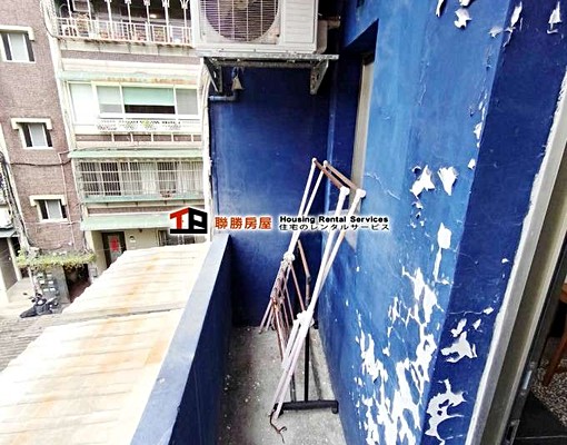 分租兩房*交通便捷*鬧中取靜*生活機能佳*承德路口 - Image 12