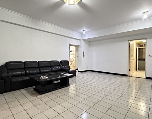 可報稅租補免仲介費~捷運輕軌如意街公寓二樓車位 - Image 3