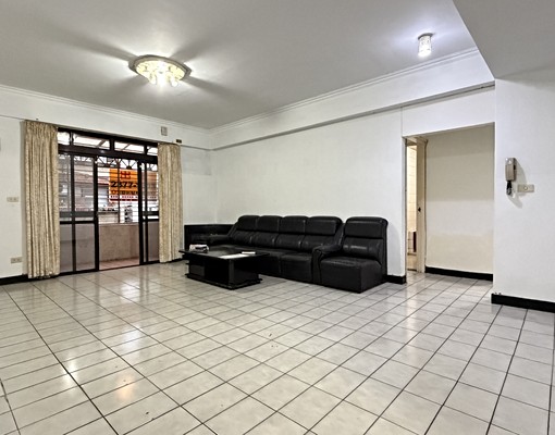 可報稅租補免仲介費~捷運輕軌如意街公寓二樓車位 - Image 7