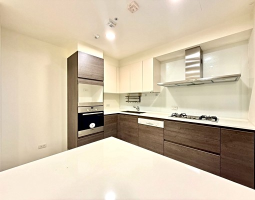 真的很大間丨間間大衣櫃丨超爆大四房丨浴缸丨B2平車丨金價讚欸 - Image 4