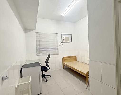 *近高應大*雄工*之室內機車位精緻套房 - Image 2