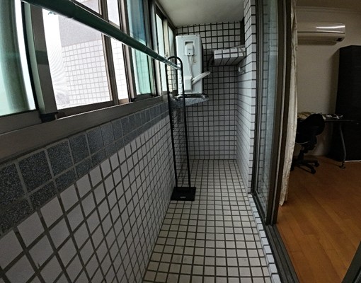 水湳商圈，龍邦鳯翔，大3+1房46坪 - Image 6