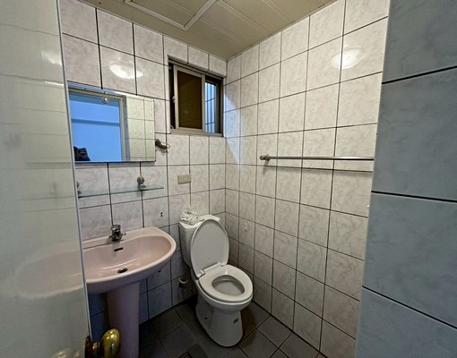 秀朗橋/台水電/租補稅籍/包裹垃圾收/雙陽台/採光通風/空屋 - Image 8