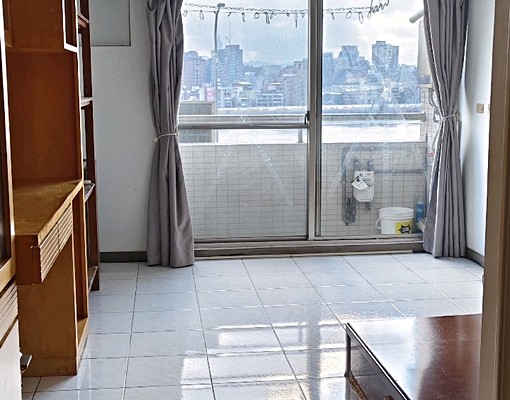 電梯大樓、近台北橋公車/捷運站,生活機能佳,24小時保全管理 - Image 1