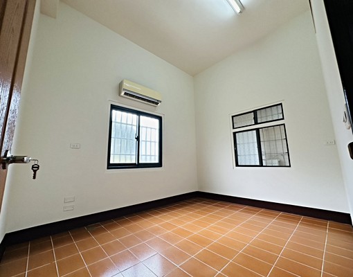 6房雙拼|超大透天|雙車位|8分鐘到美光 - Image 15