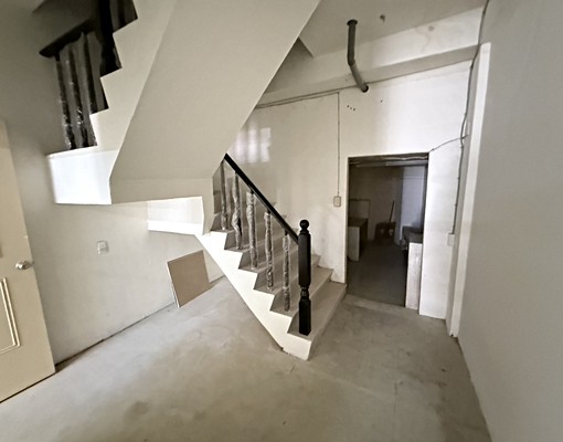 【恩典滿溢】龜山萬壽路正路邊大透店~行業皆可也可住 - Image 7