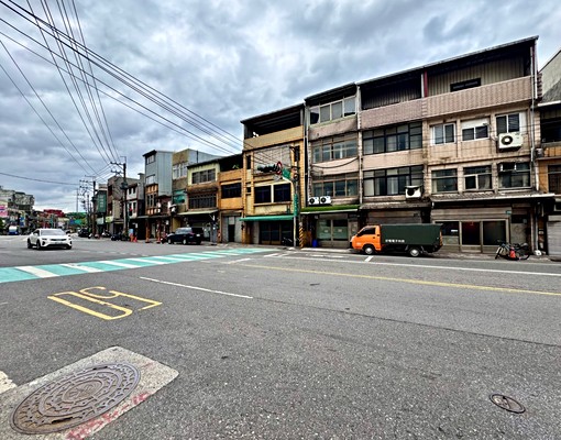 汐止大同路亞太科技園保長國小旁大面寬透天店面(汐止永慶阿柏) - Image 1