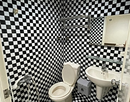 裝潢套房近興大忠孝夜市限女生(女房東) - Image 5