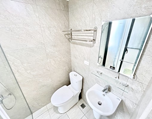 中國醫旁秒殺整棟新蓋可租補陽台獨洗曬流理台衛浴開窗機車位 - Image 8