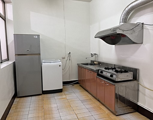 近豐原火車站👍可租補🎉屋主自租✅整層超值挑高兩房一廳 - Image 5