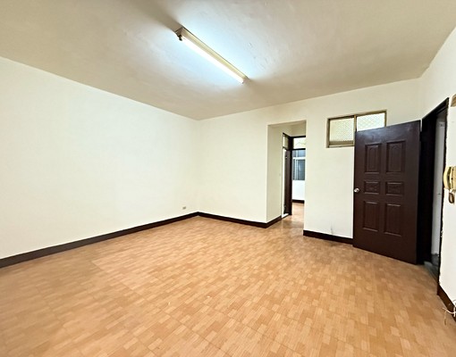 秀山國小對面/低樓層住家3房🏆台大房屋專業服務 - Image 2