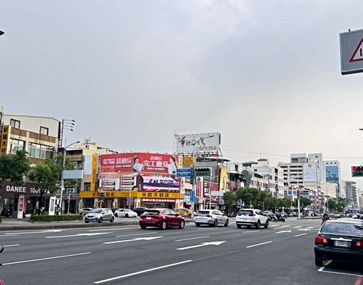 高雄市中心博愛路全新兩房幸福出租中 - Image 15