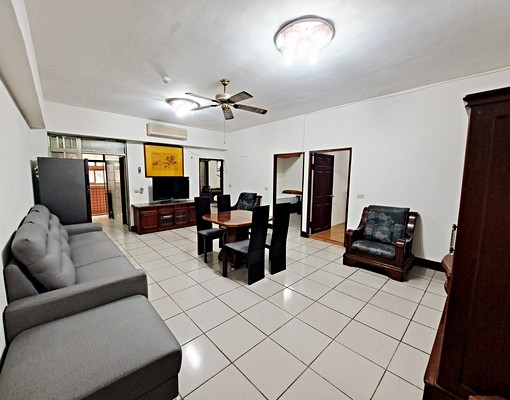 新竹縣竹東中興路四段//可貓狗.報稅.入戶籍//3房 - Image 1