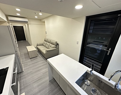 走路到高鐵,全配家具,採光佳。溫馨2房含車管 - Image 6