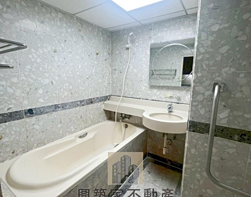 W近經國路商圈.湳雅大全聯｜超值電梯套房｜可貓咪.可報稅 - Image 8