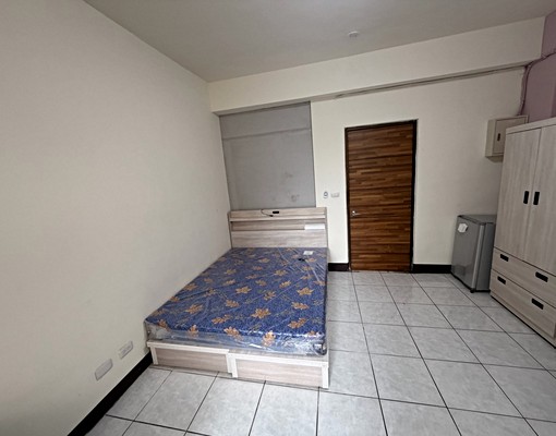 獨洗獨曬大陽台獨立大套房.可租補 - Image 2