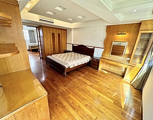 中清路旁鬧中取靜✨社區型透天✨可租補戶籍可寵✨雙平車✨全配 - Image 5