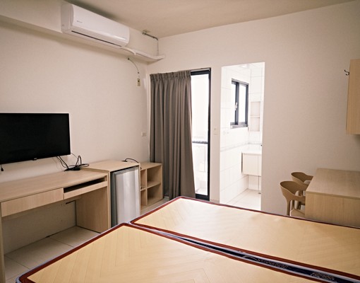 全新變頻冷氣電視獨洗獨曬大雙人房 - Image 1