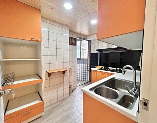 可租補✨台水電大坪數三房✅雙車位✨全新整理✨合租最愛✨超扯價 - Image 8