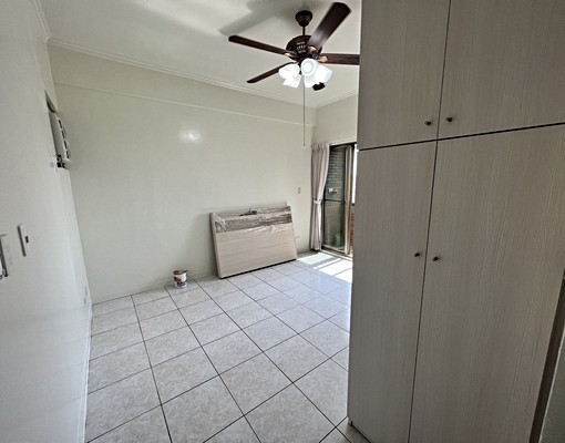 誠租--我愛龍邦獨洗獨曬大套房+陽台 - Image 3