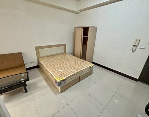 ✨全新✨可租補✨代收包裹✨陽台獨洗✨垃圾集中✨近南科 - Image 3