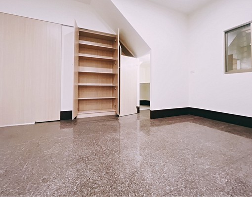 仁武航太園區翻新車庫透天|1客廳2大臥室已裝變頻冷氣 - Image 5