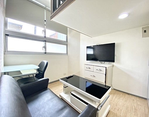 雙人租屋補助🍁樓中樓🍁乾溼衛浴🍁固定室內機車🍁 - Image 1