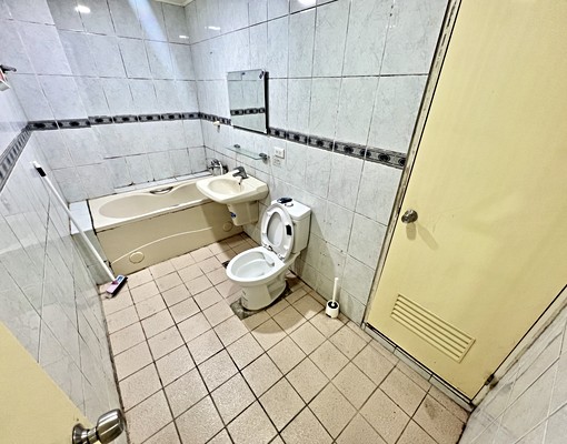 一中商圈⛅中友百貨⛅可雙租補⛅1+1房⛅廚房開伙⛅超大坪數 - Image 8