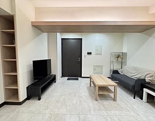 五泰小菁-免仲介費可租補-愛情河左岸全配二房 - Image 1