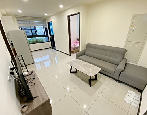 莉莉🉑寵物【達麗J12】近百貨逢甲x水湳家具電全配2房平車 - Image 1