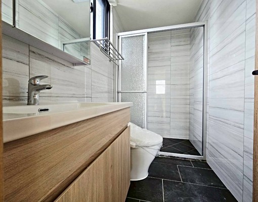 🎖️黃寶寶推薦🎖️竹南後站全新方正三房 - Image 10