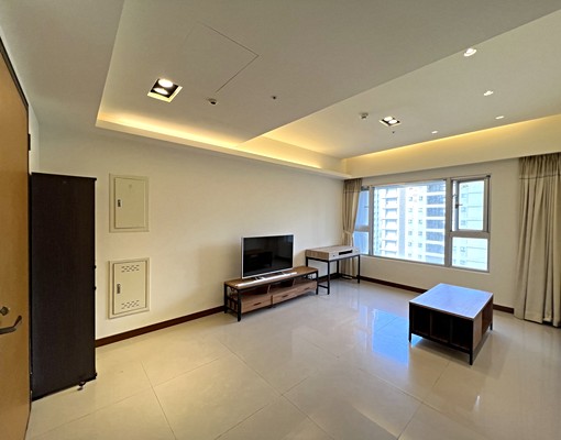 可報稅租補🔥A9前段晴空樹三房車🔥趕快預約看屋！ - Image 1