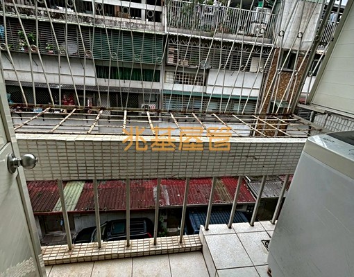 兆基🏡近七張捷運站/獨立陽台大套房 - Image 6