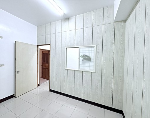 捷運三重國小站步行2分鐘住辦一樓地點佳整棟重建屋況佳-專任約 - Image 6