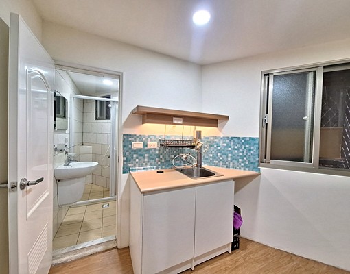 正義北路。門禁卡1樓。可貓新2房1廳。附傢俱电網路 - Image 8