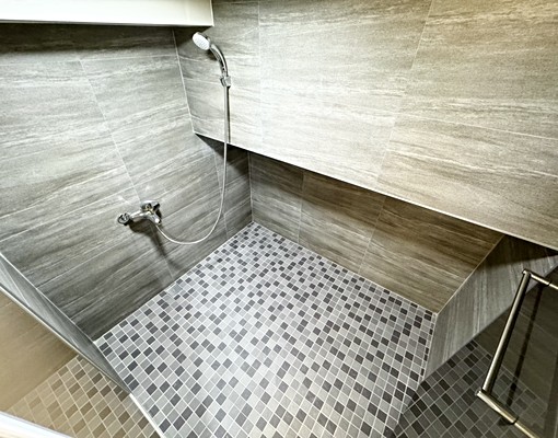 可寵百萬裝潢樓中樓兩房雙衛浴可營登♥住辦工作室♥小豪宅浴缸 - Image 9