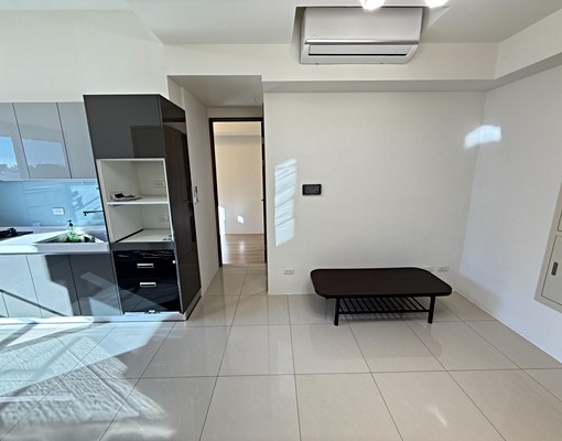 東區│站前秀泰│可多租補│稀有採光2房2衛│平車│戶數少 - Image 4