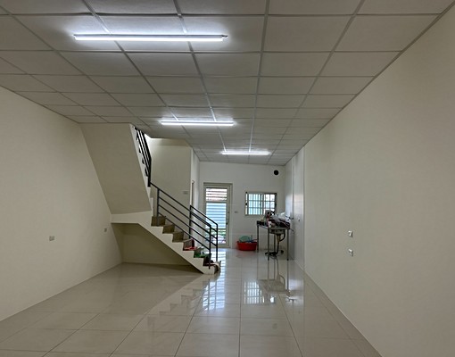 義成透天，全新裝潢，大空間好利用，學區地段，生活機能佳。 - Image 1