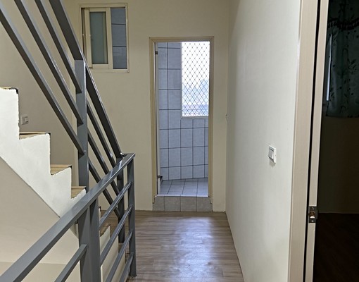 義成透天，全新裝潢，大空間好利用，學區地段，生活機能佳。 - Image 9