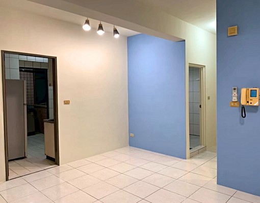 近空軍醫院,次高樓層採光房,2分鐘上68快速道 - Image 3