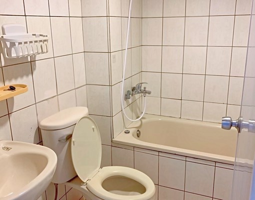 近空軍醫院,次高樓層採光房,2分鐘上68快速道 - Image 6