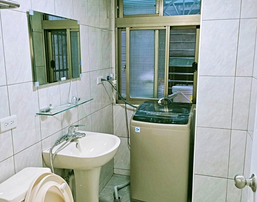 蘆洲捷運成蘆橋民族仁愛商圈一手新裝修一房一廳魔術大空間 - Image 5