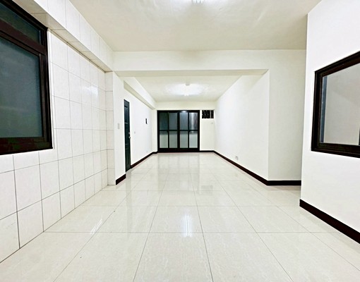 西屯逢甲商圈旁✅租補可談✅可貓狗✨冷氣免費裝✨三房空屋大空間 - Image 3