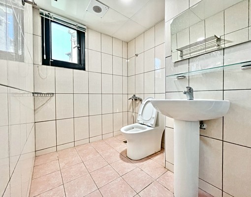 可租補🌟陽台獨洗🌟衛浴開窗🌟房客嚴選🌟子母車飲水機 - Image 6