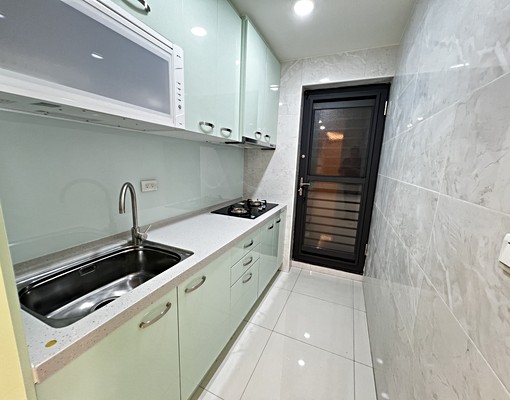 亞東捷運~亞東醫院~亞東科大~近2房邊間有廚房 - Image 4