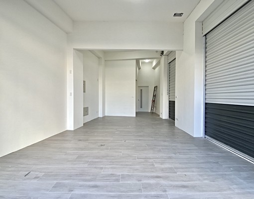 邊間,近台中車站全新高質感邊間店面 - Image 1