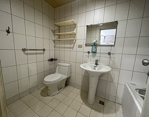 鼎中/明誠商圈景觀大四房2(可租補入戶籍) - Image 9